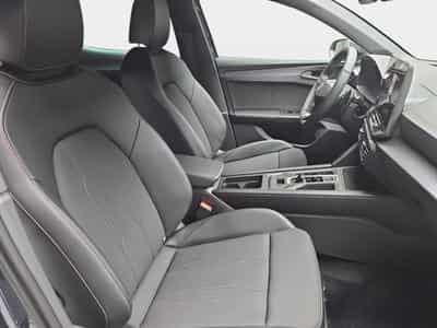 Cupra Leon 1.5 eTSi DSG 150 (2025) - Photo 15