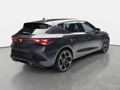 Cupra Leon 1.5 eTSi DSG 150 (2025) - Photo 3