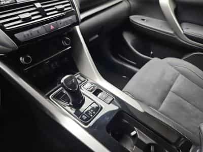 Mitsubishi Eclipse Cross 2.4 MIVEC PHEV CVT Select (2025) - Photo 11