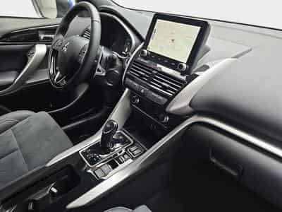 Mitsubishi Eclipse Cross 2.4 MIVEC PHEV CVT Select (2025) - Photo 15