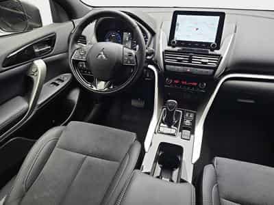 Mitsubishi Eclipse Cross 2.4 MIVEC PHEV CVT Select (2025) - Photo 8