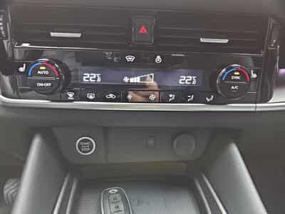 Nissan Qashqai 1.3 DIG-T MHEV 158 X-tronic N-Connecta (2026) - Photo 10