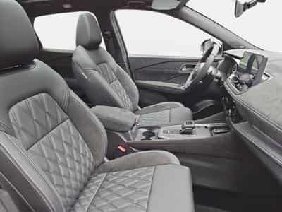 Nissan Qashqai 1.3 DIG-T MHEV 158 X-tronicTekna Premium (2026) - Photo 13