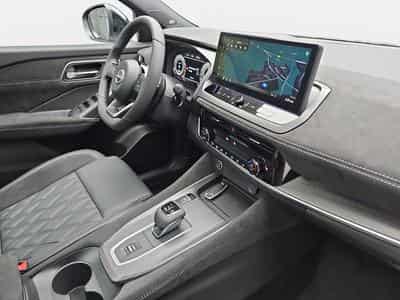 Nissan Qashqai 1.3 DIG-T MHEV 158 X-tronicTekna Premium (2026) - Photo 14