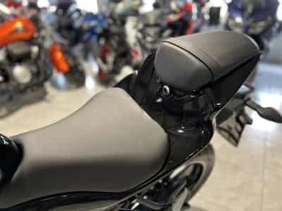 Suzuki GSX-S rabaissée 50 mm (2024) - Photo 5