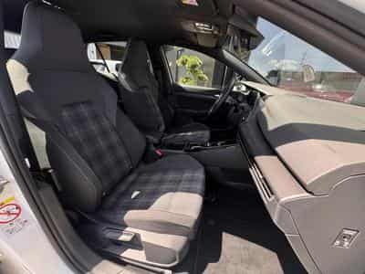 VW Golf VIII GTD 2.0 TDI SCR 200CV (2023) - Photo 8