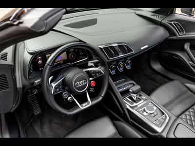 Audi R8 SPYDER V10 PERFORMANCE 5.2 FSI QUATTRO S-TRONIC – PACK KARHU (2022) - Photo 10