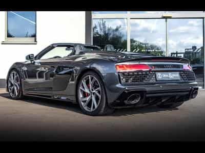 Audi R8 SPYDER V10 PERFORMANCE 5.2 FSI QUATTRO S-TRONIC – PACK KARHU (2022) - Photo 3