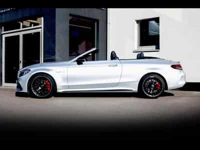 Mercedes C 63 AMG S AMG CABRIOLET (510 CH) – PACK NIGHT - IRIDIUM-SILBER (2020) - Foto 2
