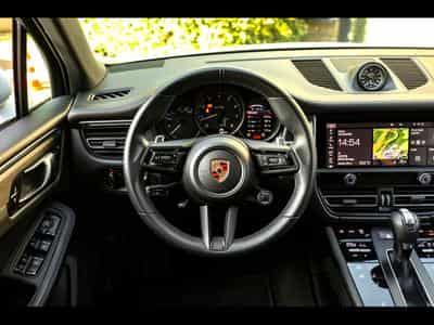 Porsche Macan III GTS PDK – CARRARA WHITE METALLIC (2024) - Foto 12