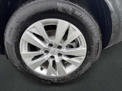 Peugeot 3008 II Active Pack (2023) - Photo 14