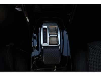 Peugeot 208 GT EAT8 (2023) - Photo 13