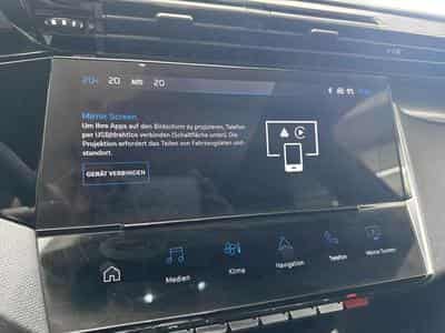 Peugeot 308 GT Hybride (2024) - Photo 13