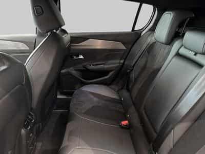 Peugeot 308 GT Hybride (2024) - Photo 7