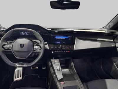 Peugeot 308 GT 130EAT8 (2023) - Photo 13