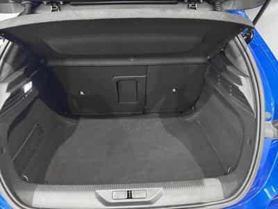Peugeot 308 GT 130EAT8 (2023) - Photo 8