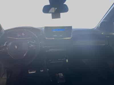 Peugeot 208 II & e- GT Line (2025) - Photo 9