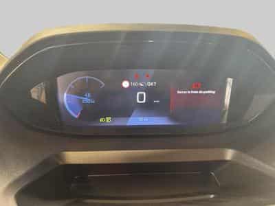 Peugeot Rifter Allure (2025) - Photo 15