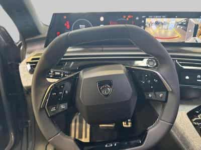 Peugeot 5008 GT Hybrid 145 e-DCS6 (2025) - Photo 14