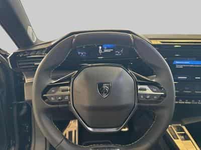 Peugeot 408 GT Plug-In Hybrid 225 EAT8 (2025) - Photo 6