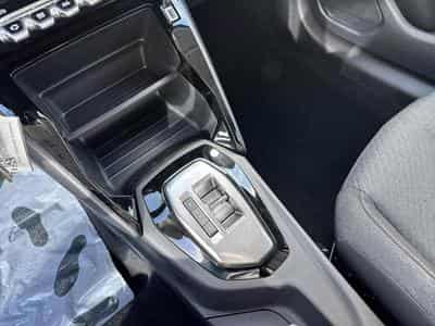 Peugeot 208 Style Hybrid 110ch e-DCS6 (2025) - Photo 12