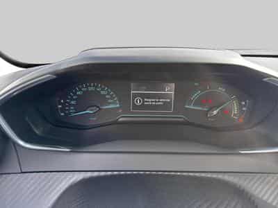 Peugeot 208 Style Hybrid 110ch e-DCS6 (2025) - Photo 14