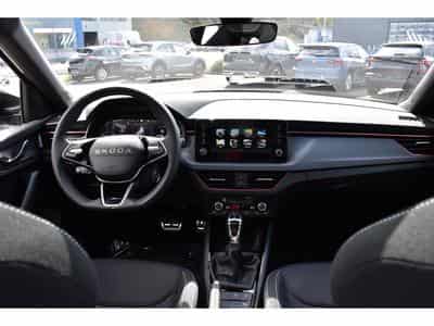 Skoda Kamiq 1.5 TSI Monte Carlo DSG PANO ACC TRAVEL SIDE KESSY NEUF (2026) - Photo 10