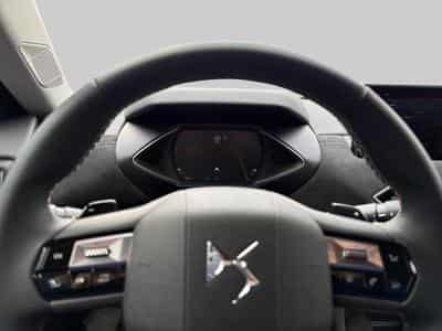 DS Automobiles DS3 PERFOMANCE LINE + (2024) - Photo 4