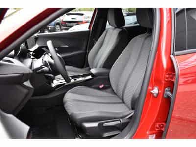 Peugeot 2008 1.2 Hybrid 145 Allure e-DCS6 ACC LANE SIDE GPS CAM360 1°MAIN (2025) - Foto 6