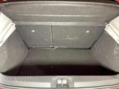 Renault Clio V 1.0 TCE 90 CORPORATE GPS CARPLAY (2021) - Foto 13