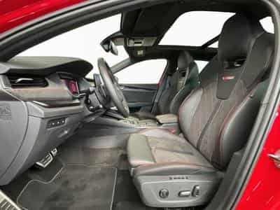 Skoda Octavia RS+DSG+Pano+AHK+Stand-H (2025) - Foto 9