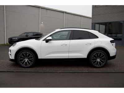Porsche Macan Turbo (2025) - Photo 2