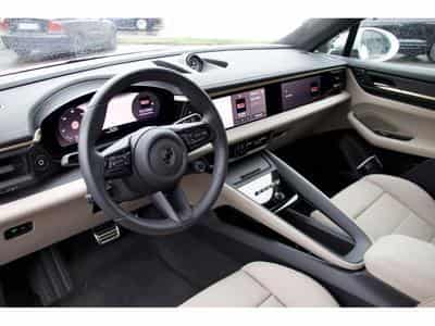 Porsche Macan Turbo (2025) - Photo 7