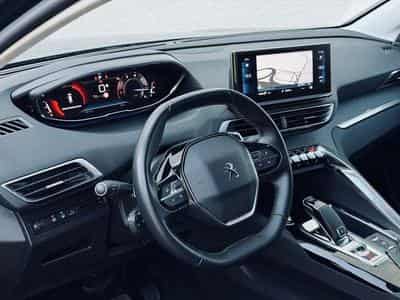 Peugeot 5008 5008 1.5 BlueHDi Allure Pack (2021) - Photo 11