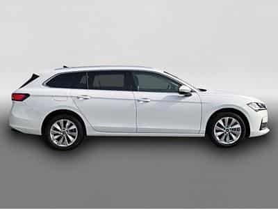 Skoda Superb (2026) - Photo 8
