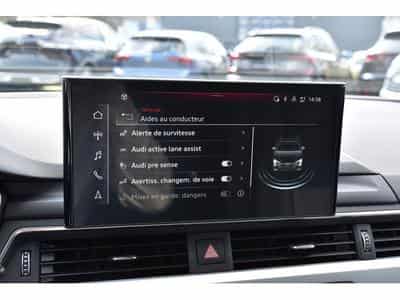 Audi A4 Avant 30 TDI S-Tronic CUIR LANE SIDE GPS CAM 1° MAIN (2022) - Photo 14