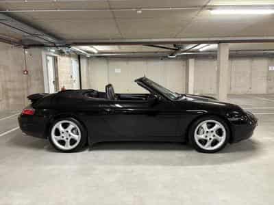 Porsche 911 CARRERA 4 CABRIOLET 3.4 FLAT6 / BVM (2000) - Photo 4