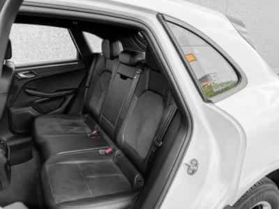 Porsche Macan Macan/Camera/18/Bi-Xenon/(PDLS)/Alcantara (2017) - Photo 6