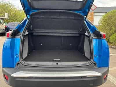 PEUGEOT 2008 1.2 PureTech 130ch S&S GT (2022) - Photo 5