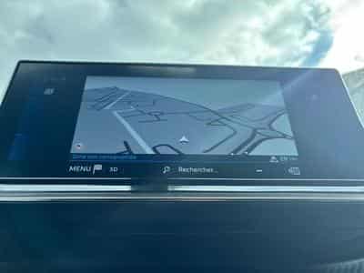 PEUGEOT 2008 1.2 PureTech 130ch S&S GT (2022) - Photo 6