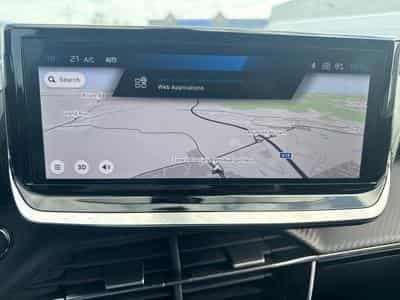 PEUGEOT 2008 1.2 Hybrid 145ch GT e-DCS6 (2025) - Photo 7