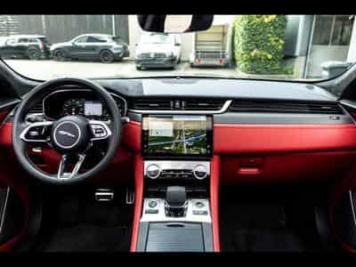 Jaguar F-Pace 5.0 SUPERCHARGED P550 SVR AWD – EIGER GREY METALLIC – WARRAN (2024) - Photo 14