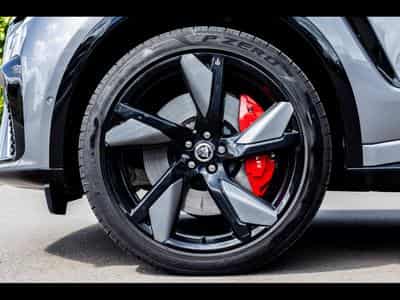 Jaguar F-Pace 5.0 SUPERCHARGED P550 SVR AWD – EIGER GREY METALLIC – WARRAN (2024) - Photo 8