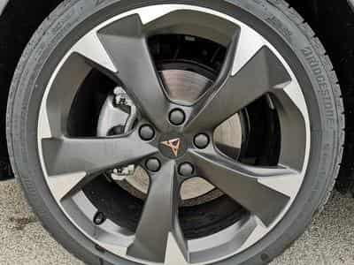 Cupra Leon 1.5 eTSI 110 kW (2026) - Photo 3