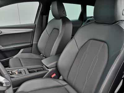 Cupra Leon 1.5 eTSI 110 kW (2026) - Photo 6