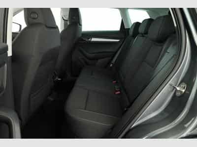 Skoda Karoq Selection 4x4 (2026) - Foto 11