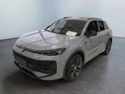 VW T-Roc R-Line 1.5 eTSI 110KW-150CV DSG7 *** New Model - 2026 *** (2026) - Photo 2