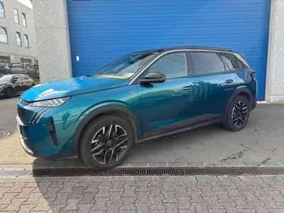 Peugeot 5008 5008 Hybrid 136 e-DSC6 GT (2025) - Photo 2