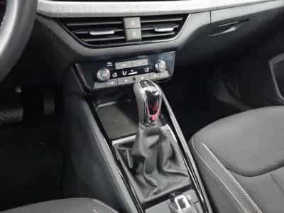 Skoda Scala -37% 1.0 TSI BVA 115cv +MIRRORLINK+CAM+LED+CLIM (2025) - Foto 13