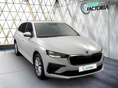 Skoda Scala -37% 1.0 TSI BVA 115cv +MIRRORLINK+CAM+LED+CLIM (2025) - Foto 2